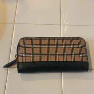 Burberry Beige and Black Checkered Wallet